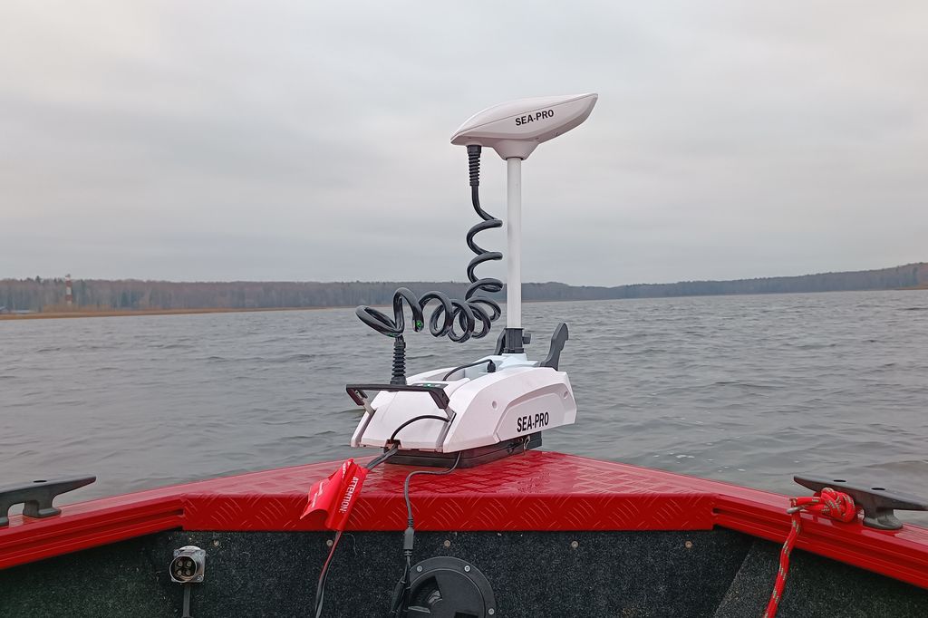 SEA-PRO 120L GPS 60" (Белый) носовой электромотор с функцией Якорь