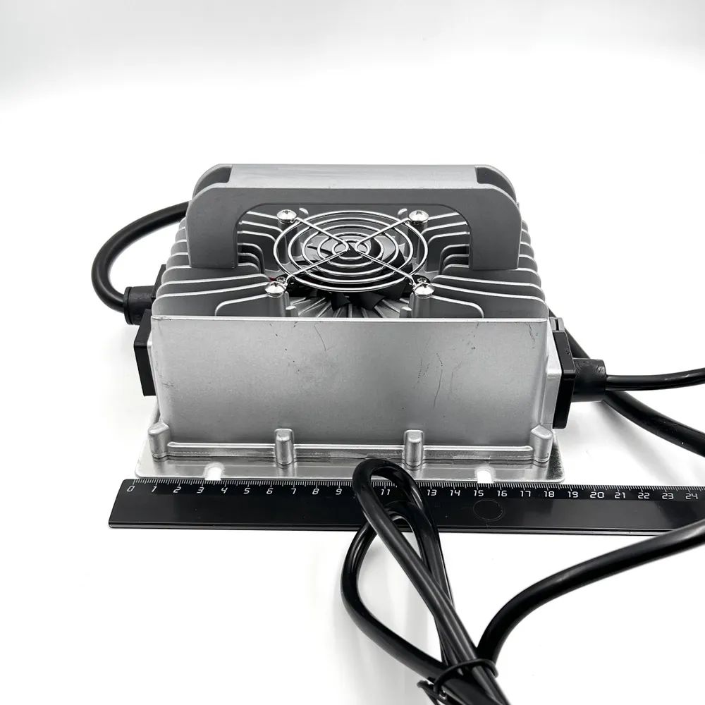 Зарядное устройство для LiFePO4 Smart Charger Summit LFC1-1230A